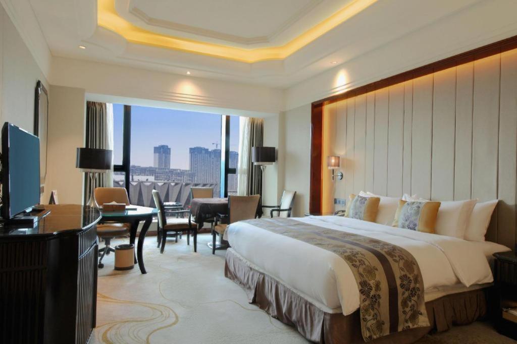 Hotel Wyndham Grand Plaza Royale Xianglin Shaoyang Exterior foto