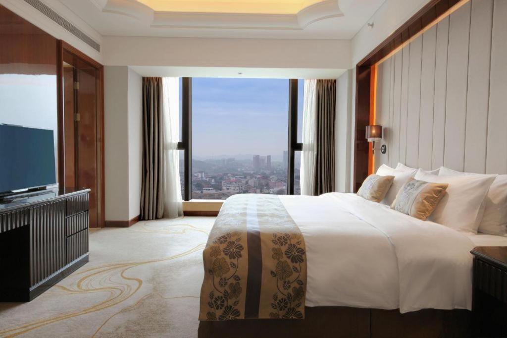 Hotel Wyndham Grand Plaza Royale Xianglin Shaoyang Exterior foto