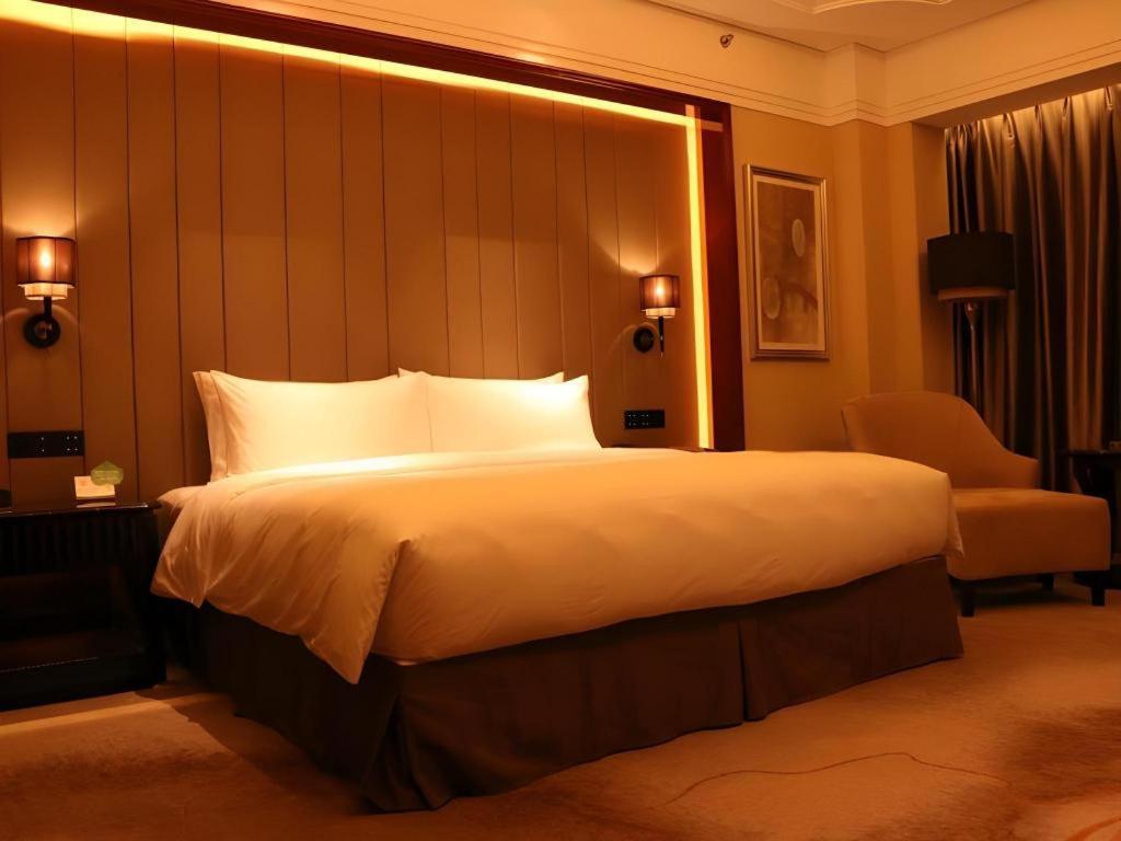 Hotel Wyndham Grand Plaza Royale Xianglin Shaoyang Exterior foto
